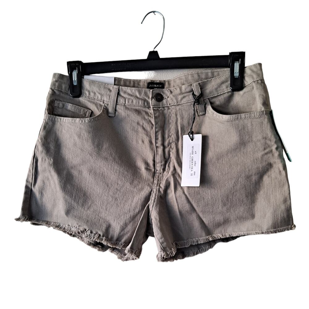 Just Black Green Tea Raquelle High Rise Fray Hem 5 Pocket Shorts - Size 32
